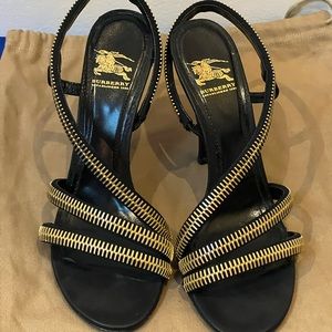 Authentic Burberry prorsum zipper heels in great condition